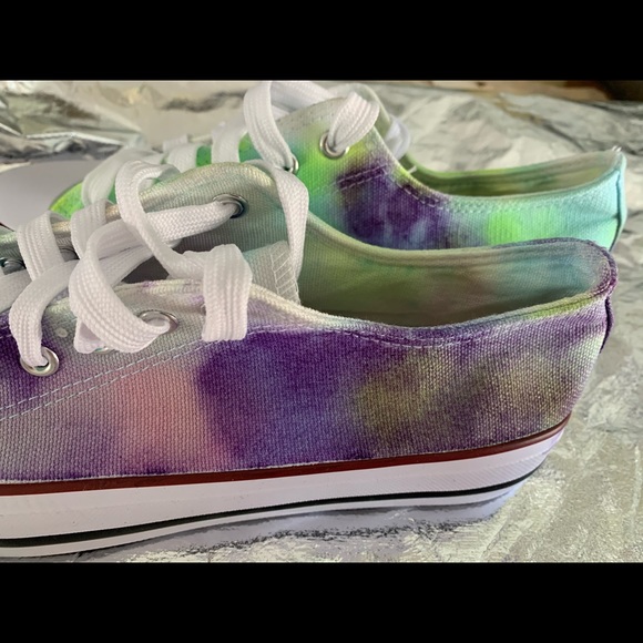 NWT handmade tie dye sneakers - Picture 11 of 15